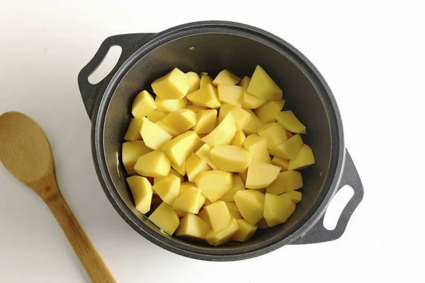 Dann Fügen Sie Die Scheiben Geschnittenen Kartoffeln Hinzu Sie Können — Stockfoto