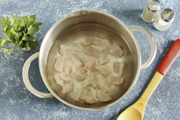 Fill Chicken Water Cook Tender Strain Return Broth Pot Separate — Stock Photo, Image