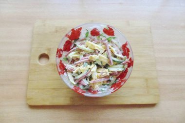 Tuz ve biberli mevsim, tüm malzemeleri karıştır..