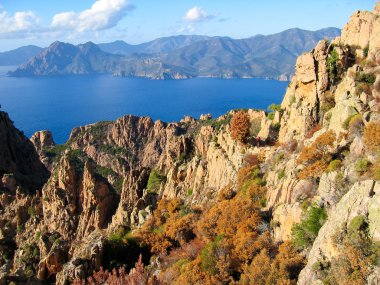 Calanques de Piana görünümünü. Corsica, Fransa.