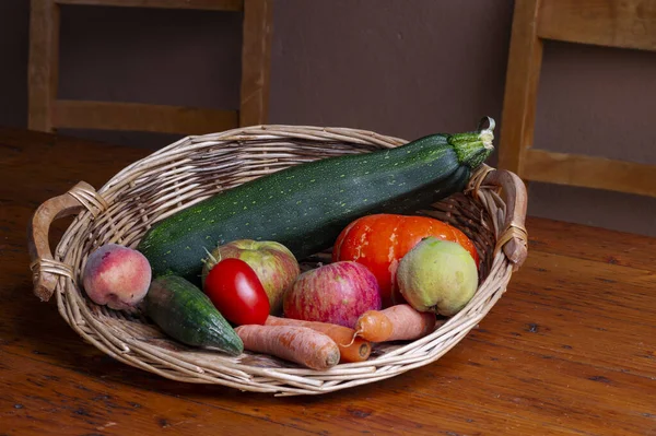 Obst Und Gemüse Sommer Elsass Frankreich Eine Komposition Von Endprodukten — Stockfoto