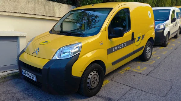 Amarelo Citroen Nemo Combi La Poste — Fotografia de Stock