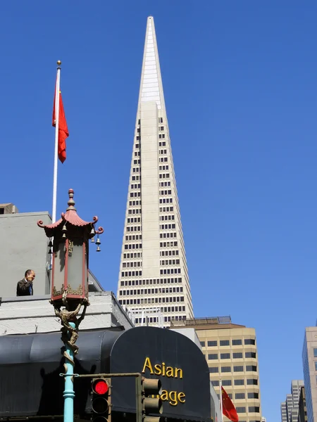 Transamerica pyramid gebouw — Stockfoto