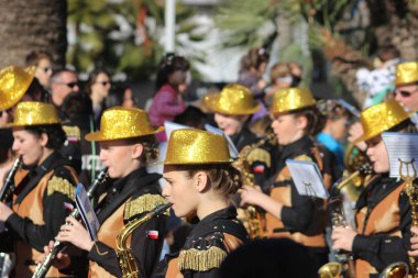 Karnaval geçit müzisyenler