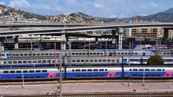 Flygfoto över Nice järnvägsstationen — Stockvideo