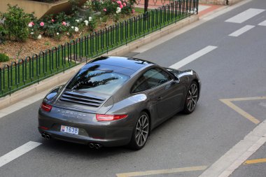 Porsche 911 Carrera S