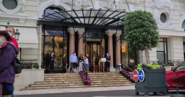 Montecarlo Mónaco Septiembre 2020 Clientes Personal Entrada Del Hotel Paris — Vídeos de Stock