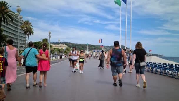 Nice França Agosto 2021 Muitas Pessoas Turistas Caminhando Promenade Des — Vídeo de Stock