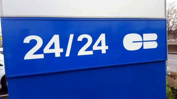 Station-service 24 heures CB Sign — Photo