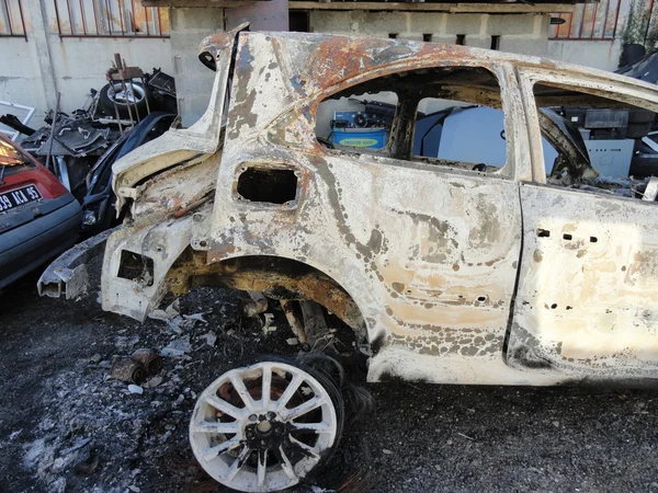 Burn Sport Car Wreck — Fotografie, imagine de stoc