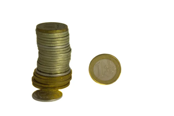 กองของรูเบิลรัสเซียและหนึ่งเหรียญยูโร . — ภาพถ่ายสต็อก