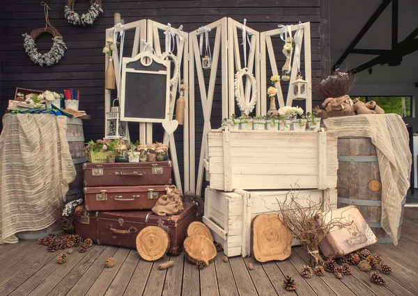 Décoration de mariage avec tableau en bois — Photo