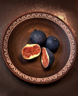 Damlalar halinde güzel domates. 