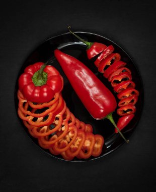 Damlalar halinde güzel domates. 