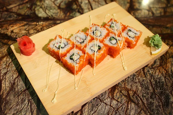 Vynikající California maki sushi rolky — Stock fotografie