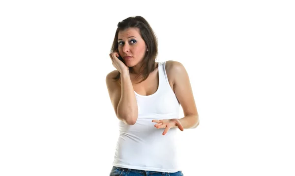 Piękna młoda kobieta rozmawiać przez telefon — Zdjęcie stockowe