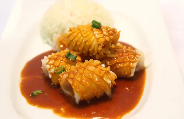 Смачна китайська кальмарна їжа — стокове фото