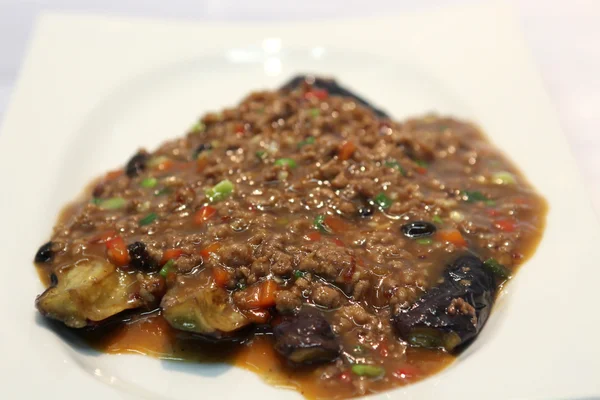 Melanzane con carne macinata — Foto Stock