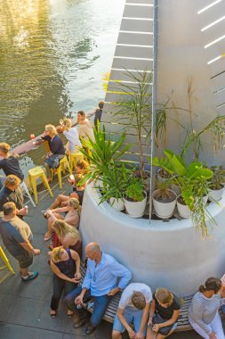 İnsanların Melbourne Restoran barda Üstten Görünüm