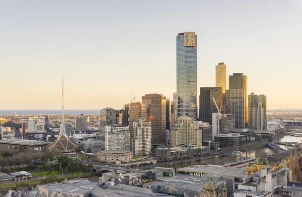 Melbourne paesaggio urbano durante il tramonto — Foto Stock