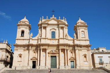 Noto, Sicilya Barok 'unun bir başyapıtıdır ve modern İtalya' nın gururudur.