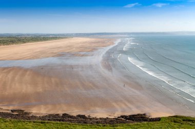 Saunton Sands, Devon, Uk boyunca uzanan güney batı kıyı yolu.