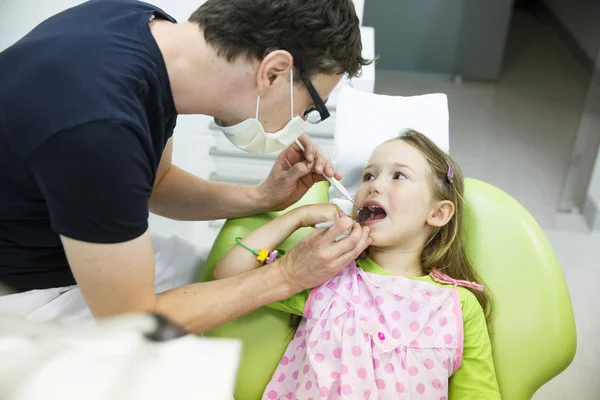 Girl at her dentists office — Stock Photo, Image