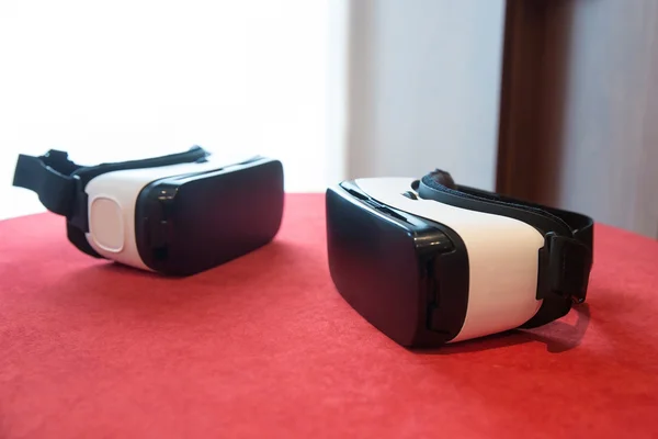 Par virtual reality headset - Stock-foto