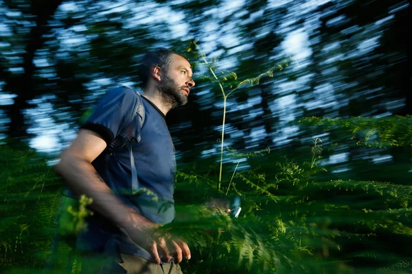 Running for a cache — Stock Photo, Image