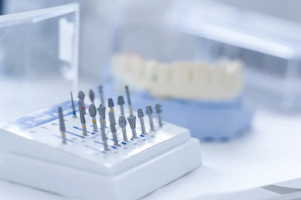 Zahnkeramik-Präparationsset — Stockfoto