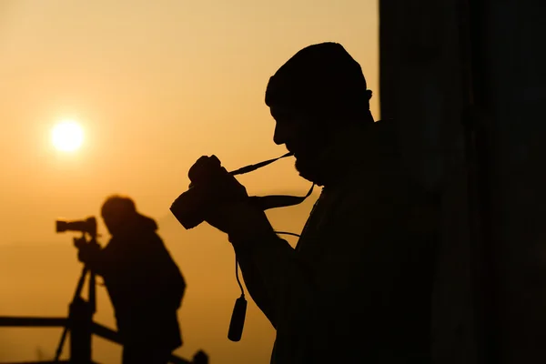 Fotografen beim Fotografieren — Stockfoto