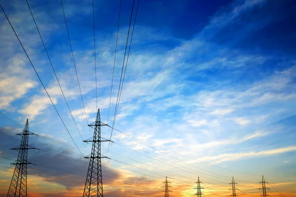 Pylon and power lines — Stock Photo, Image