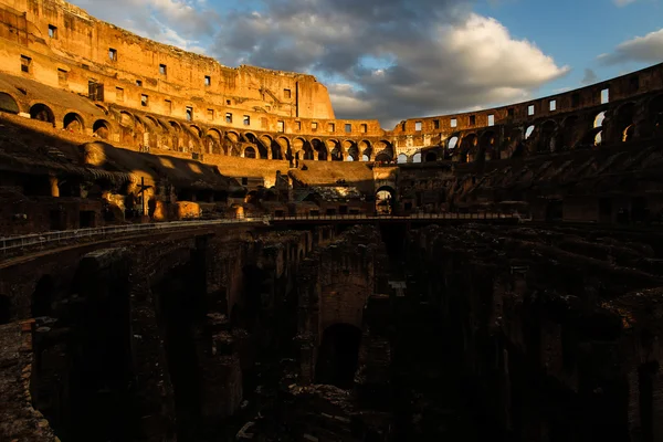 Roma'nın colosseum — Stok fotoğraf