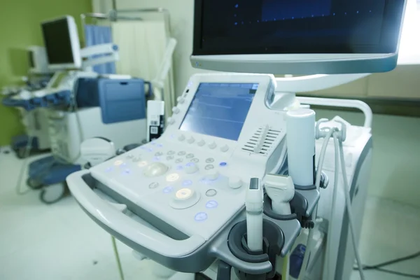 Medical ultrasound machine with linear probes — Stock Image Medical ultrasound machine with linear probes Royalty Free Stock Photos
