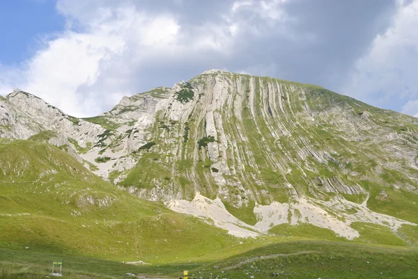 Prutash dağın Karadağ görünümü.
