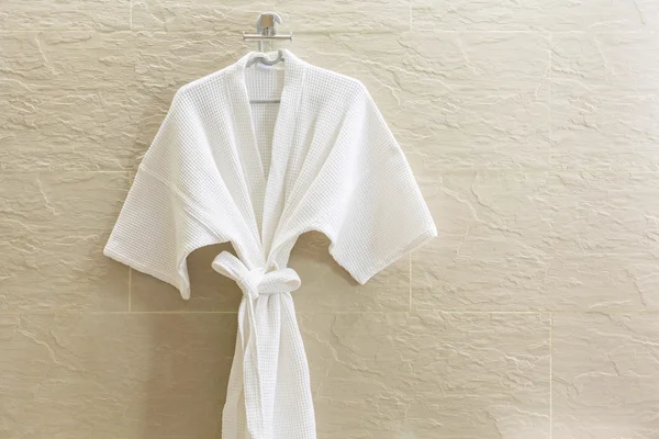 Vestido de banho branco — Fotografia de Stock