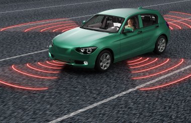 Kendini elektronik bilgisayar araba yolda