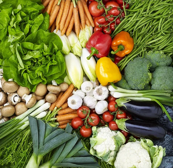 Sortiment an Obst und Gemüse — Stockfoto