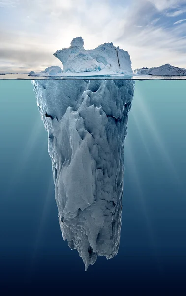 Iceberg with underwater view — Stock Photo, Image