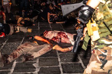 Zombi Cadılar Bayramı geçit töreni