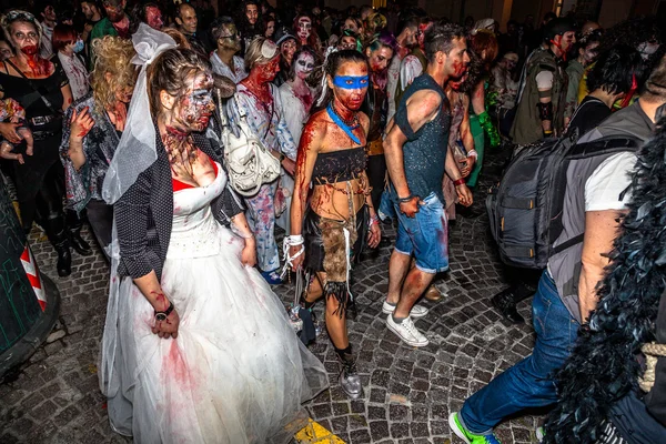 Zombie apocalypse parade — Stock Photo, Image