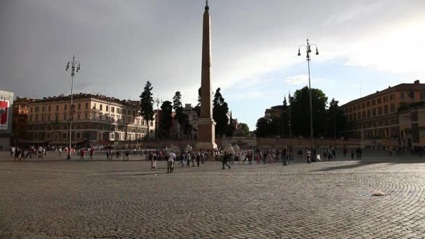 Piazza del Popolo für Touristen — Stockvideo