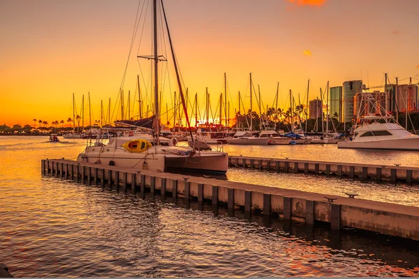 Honolulu waterfront Hawaii — Stock Photo, Image