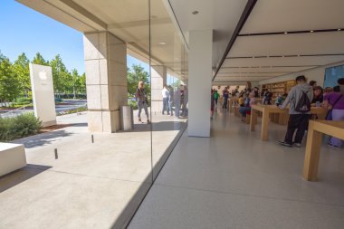 Apple Store Silikon Vadisi