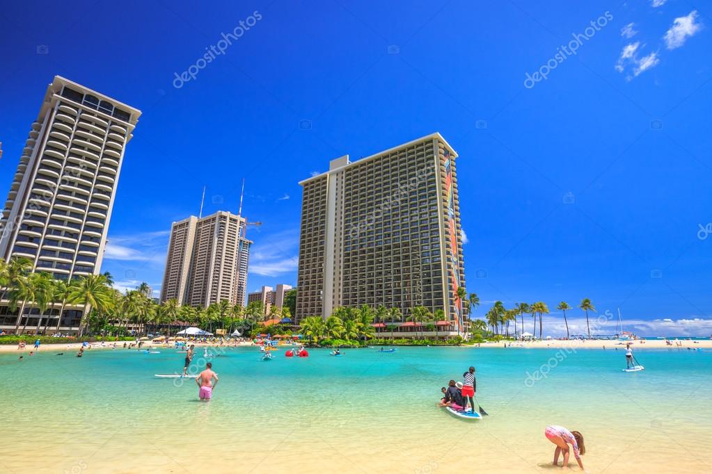 Waikiki Photographer  Hilton Hawaiian Village Photographers