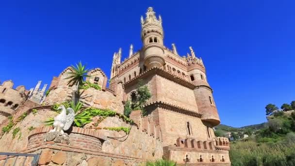 Castillo Colomares monument — Stockvideo