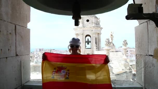 卡迪斯镇西班牙国旗 — 图库视频影像
