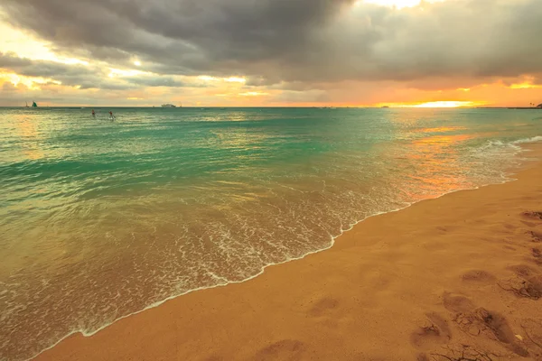 La playa de Waikiki Hawaii — Foto de Stock