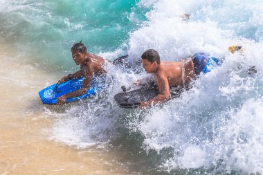 Bodyboarding Waikiki Beach