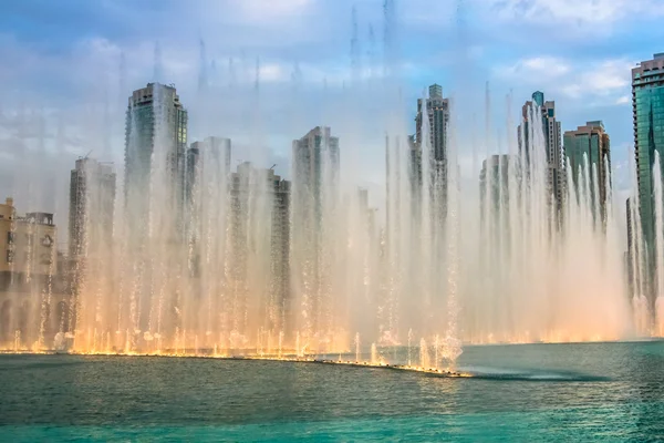 Dubai Fountain in evening — Stock Photo, Image